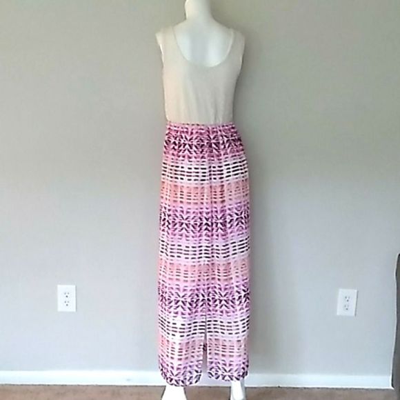 Lily Rose Multicolor Sleeveless Maxi Dress. - Picture 5 of 11